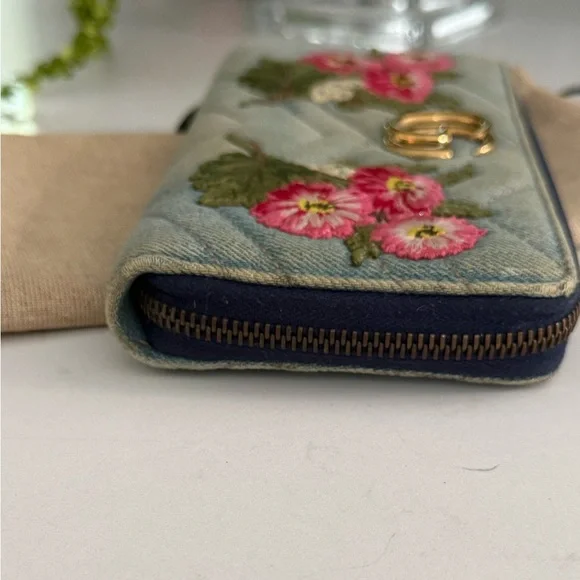Gucci GG Marmont Floral Embroidered Matelasse Denim Zip Around Wallet - Picture 5 of 13
